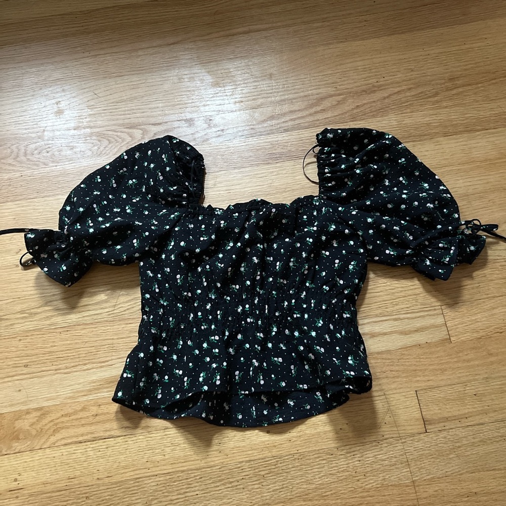 H&M floral blouse